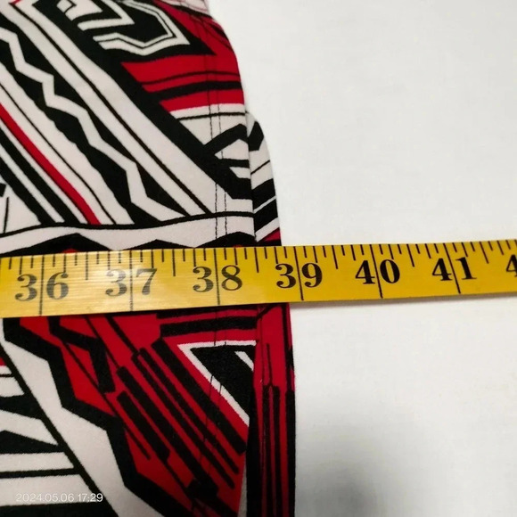 Vintage Alyn Paige Size Medium Fit and Flare Abstract Retro Dress Cap sleeves - Picture 7 of 7